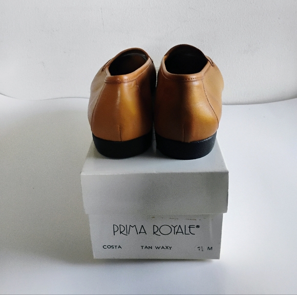 Rare Vintage Prima Royale Coastal Tan Waxy Leather Loafer Flats - Picture 3 of 15
